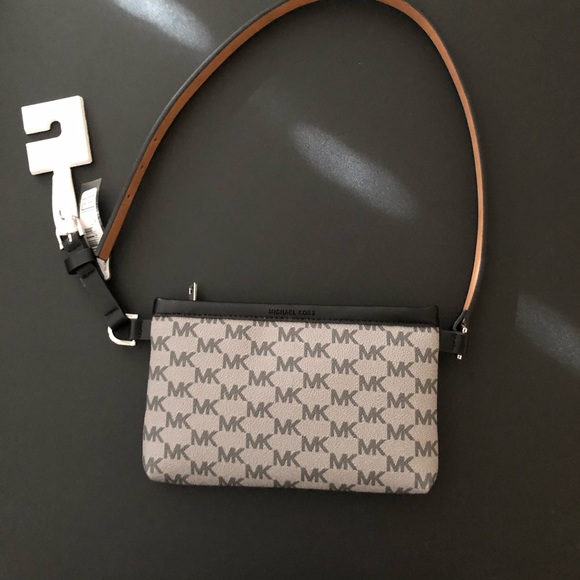 Michael Kors Accessories - Michael Kors Fanny Pack Belt Leather NWT